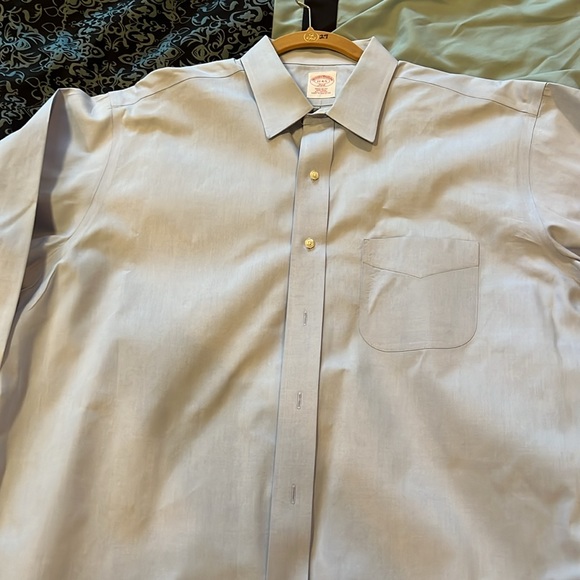 Brooks Brothers Dress Shirt. 17 34/35. Very nice - Picture 7 of 8